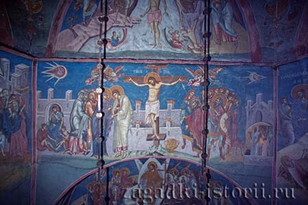 Фрески Дечанского монастыря