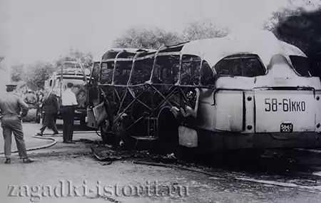 Автобус, взорванный Петром Волынским