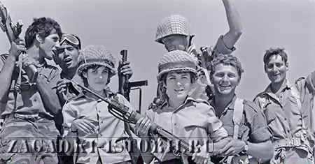 Израильские бойцы после семидневной войны