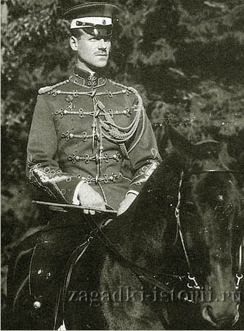 Великий князь Михаил Александрович отказался от короны