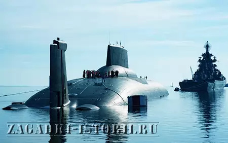 Подводный крейсер «Акула»