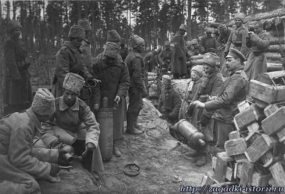 Солдаты Первой мировой в противогазах