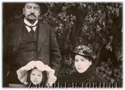 Куприн с Елизаветой Гейнрих и дочерью Ксенией