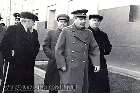 Лаврентий Берия и Иосиф Сталин