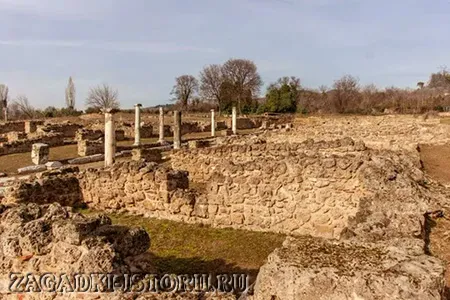 Руины Эдессы