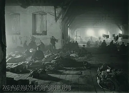 Ночлег русских беженцев в Константинополе. 1920 год