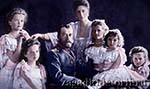 Николай II с семьёй