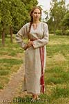 Основой женского костюма у русских крестьянок была длинная рубаха. Её могли украсить вышивкой, но не более того