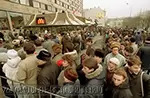 Очередь на открытие первой закусочной McDonald's в СССР. Москва 1990 год